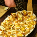 Bruchettad Brie ja mango chutneyga